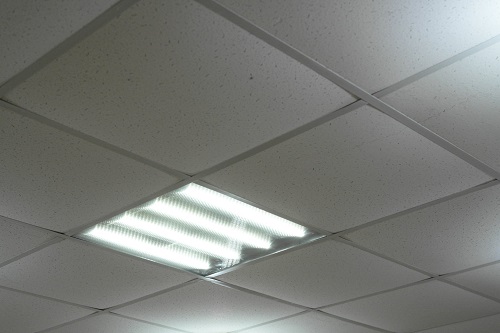 светодиодные лампы для навесного потолка в ванной расчет январь года